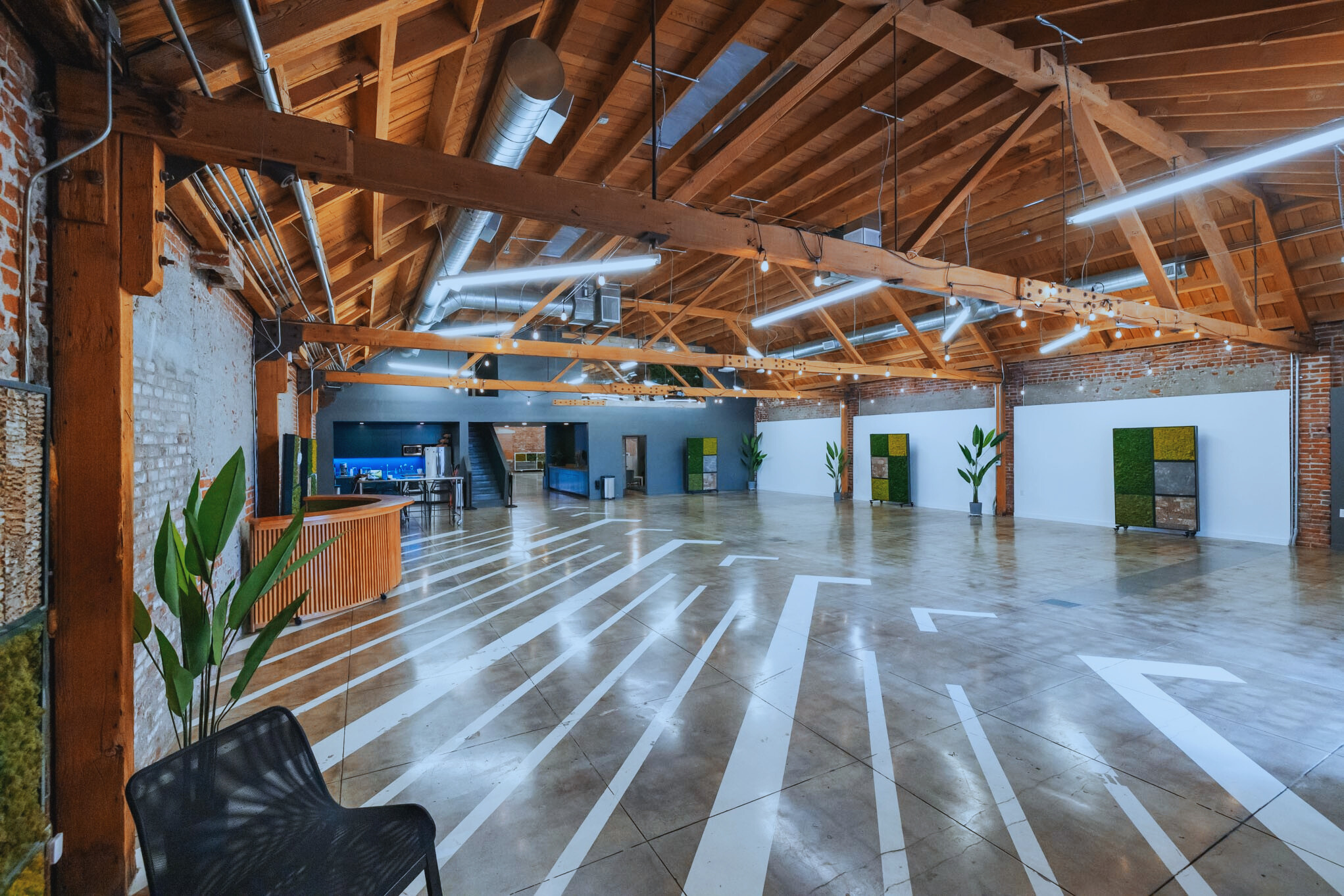 11th St Room at MG Studio - 3000 sq ft large loft warehouse-style room event space